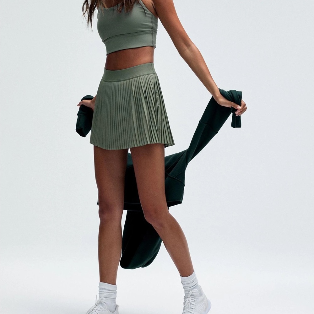 Lululemon Athletica Varsity High-Rise Pleated Tennis Skirt 8